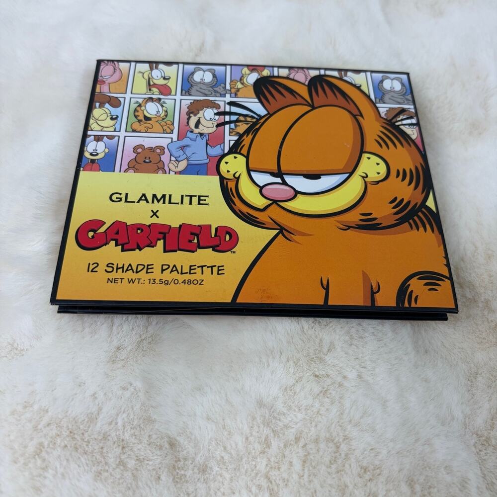 Glamlite x Garfield 12 Shade Eyeshadow Palette NIB Orange Warm Neutral Aesthetic
